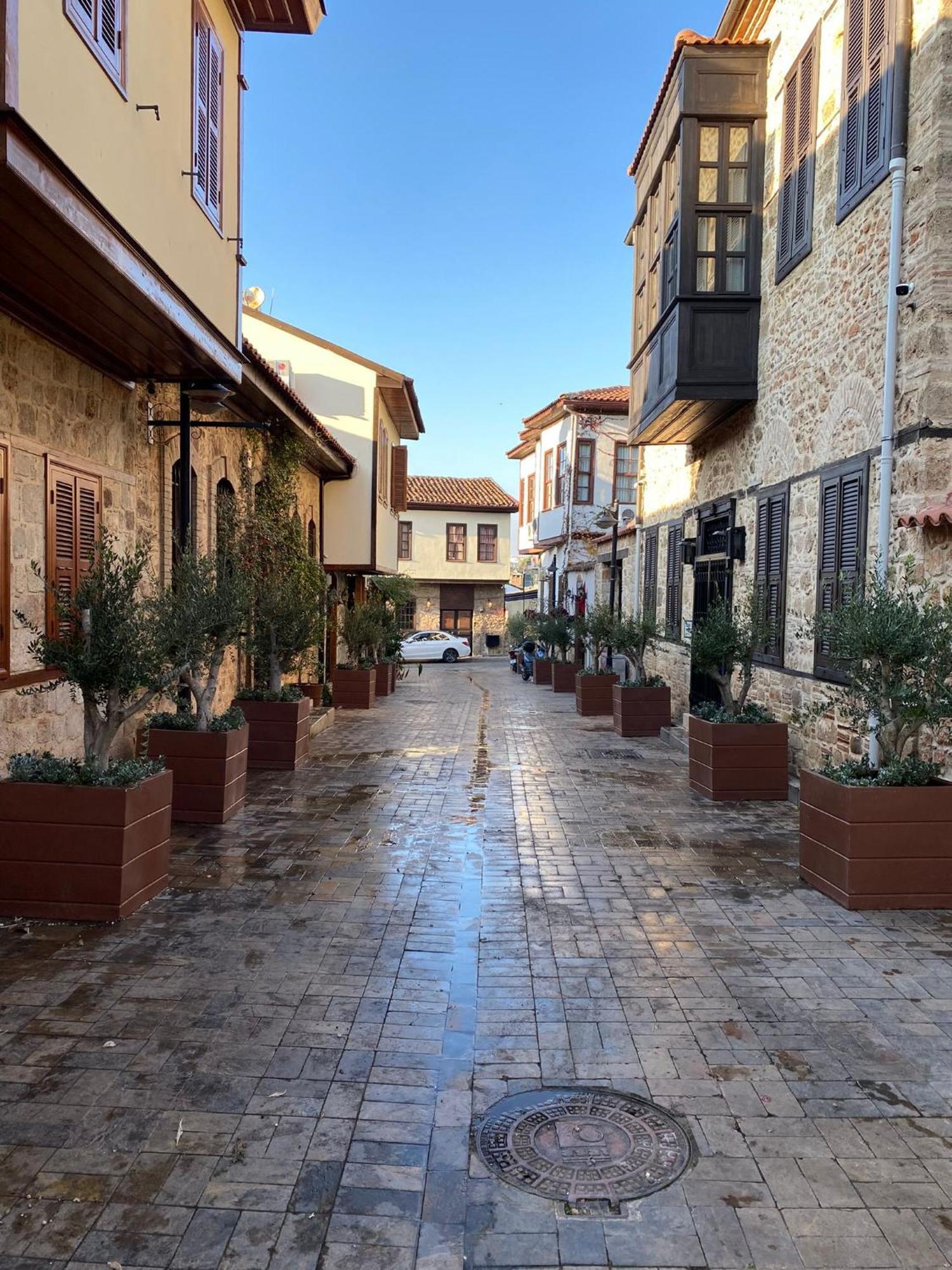 Konak Hotel Kaleici Antalya Buitenkant foto